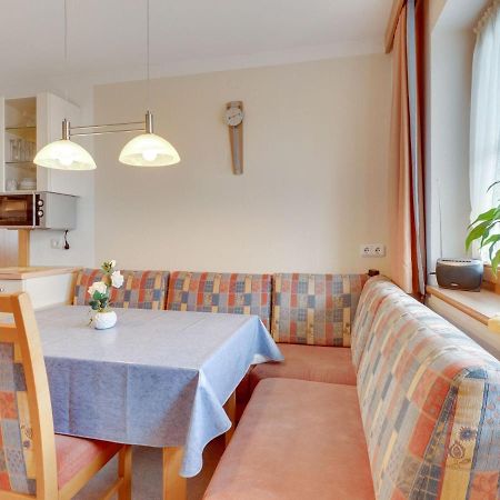 Quaint Apartment In Hainzenberg Near Horbergbahn Dış mekan fotoğraf