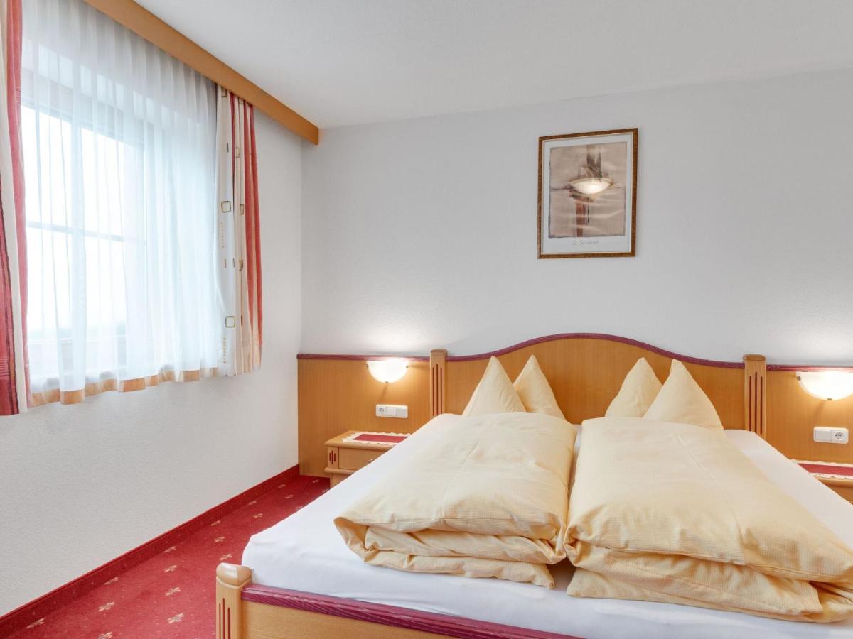 Quaint Apartment In Hainzenberg Near Horbergbahn Dış mekan fotoğraf